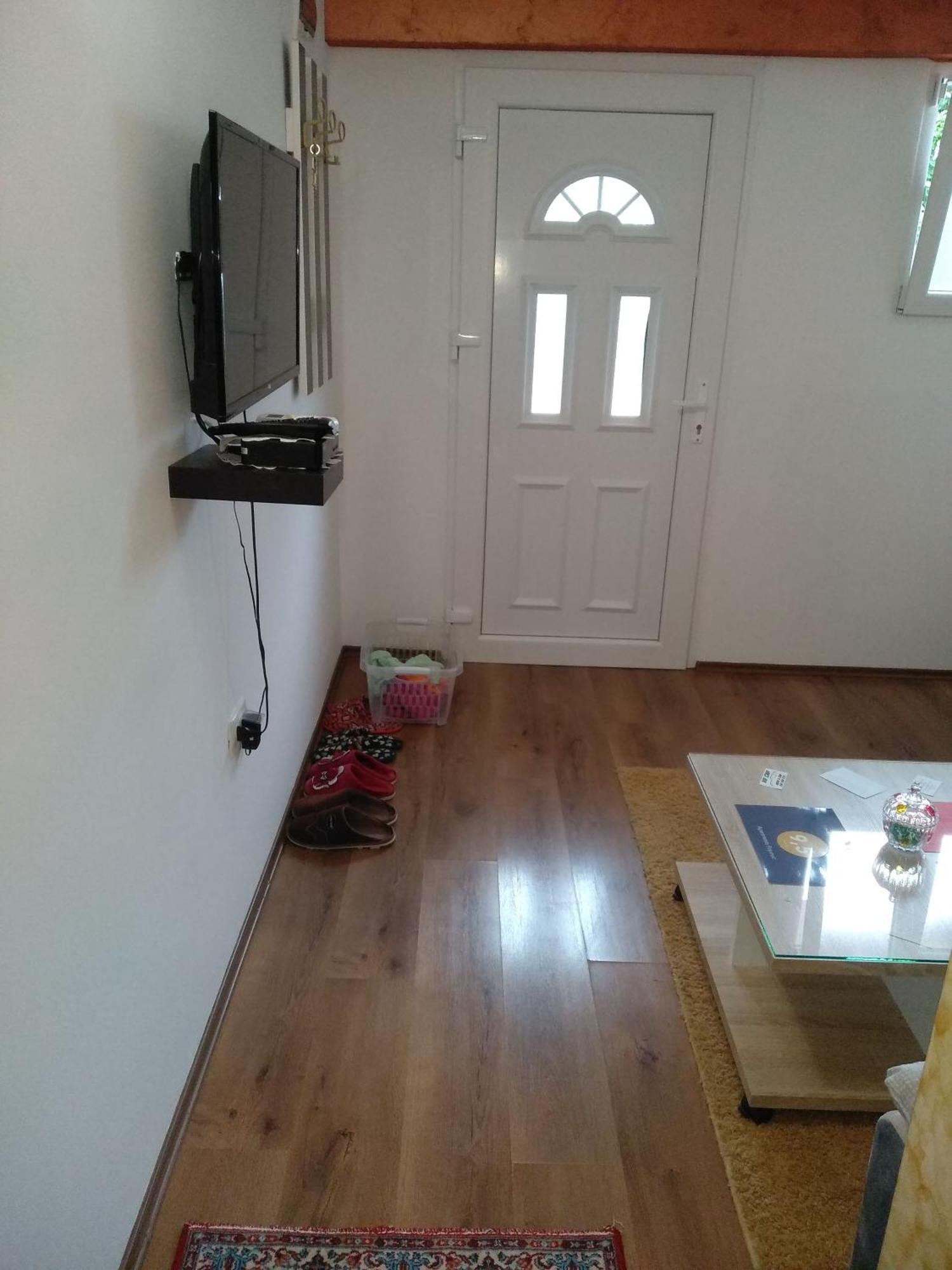 Apartments Popovic ポドゴリツァ エクステリア 写真